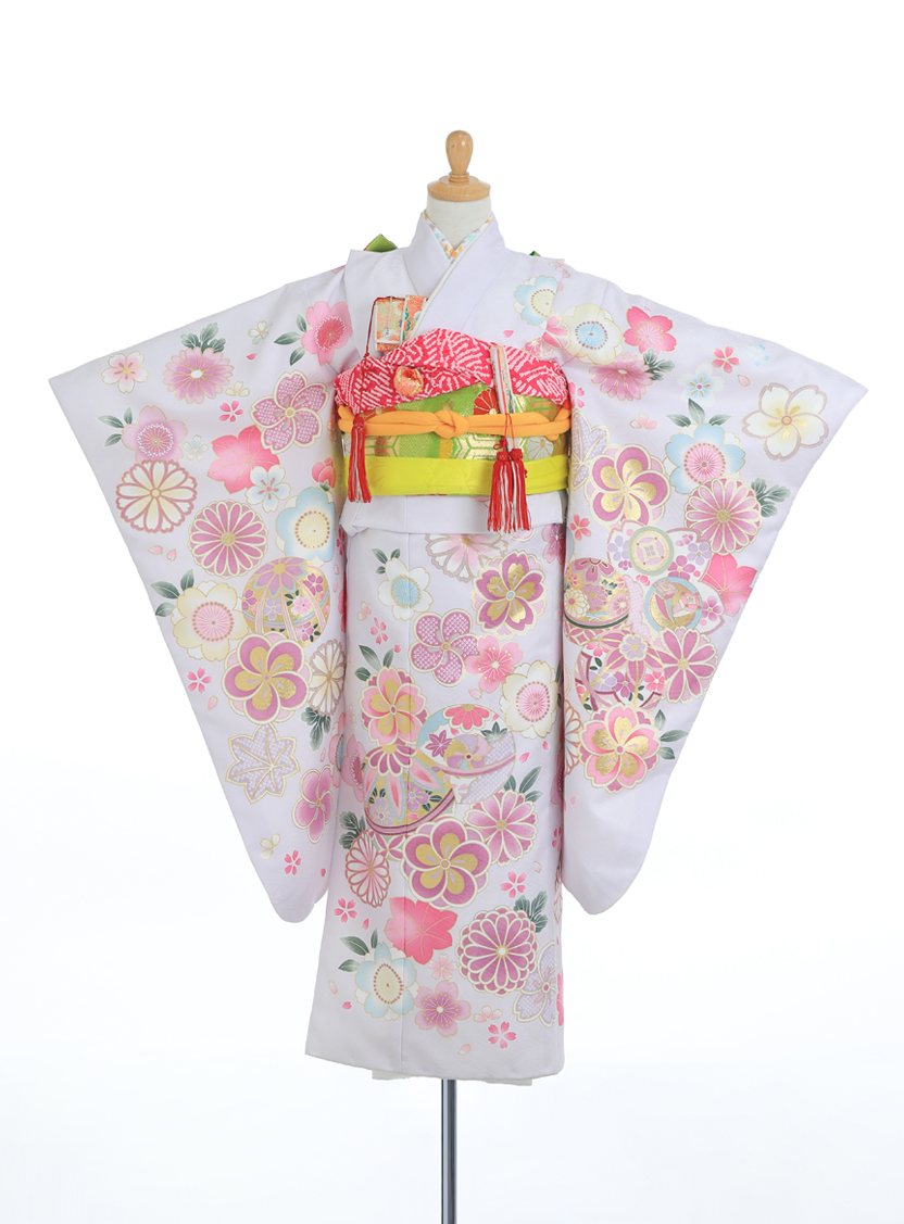 淡むらさき鞠と花舞